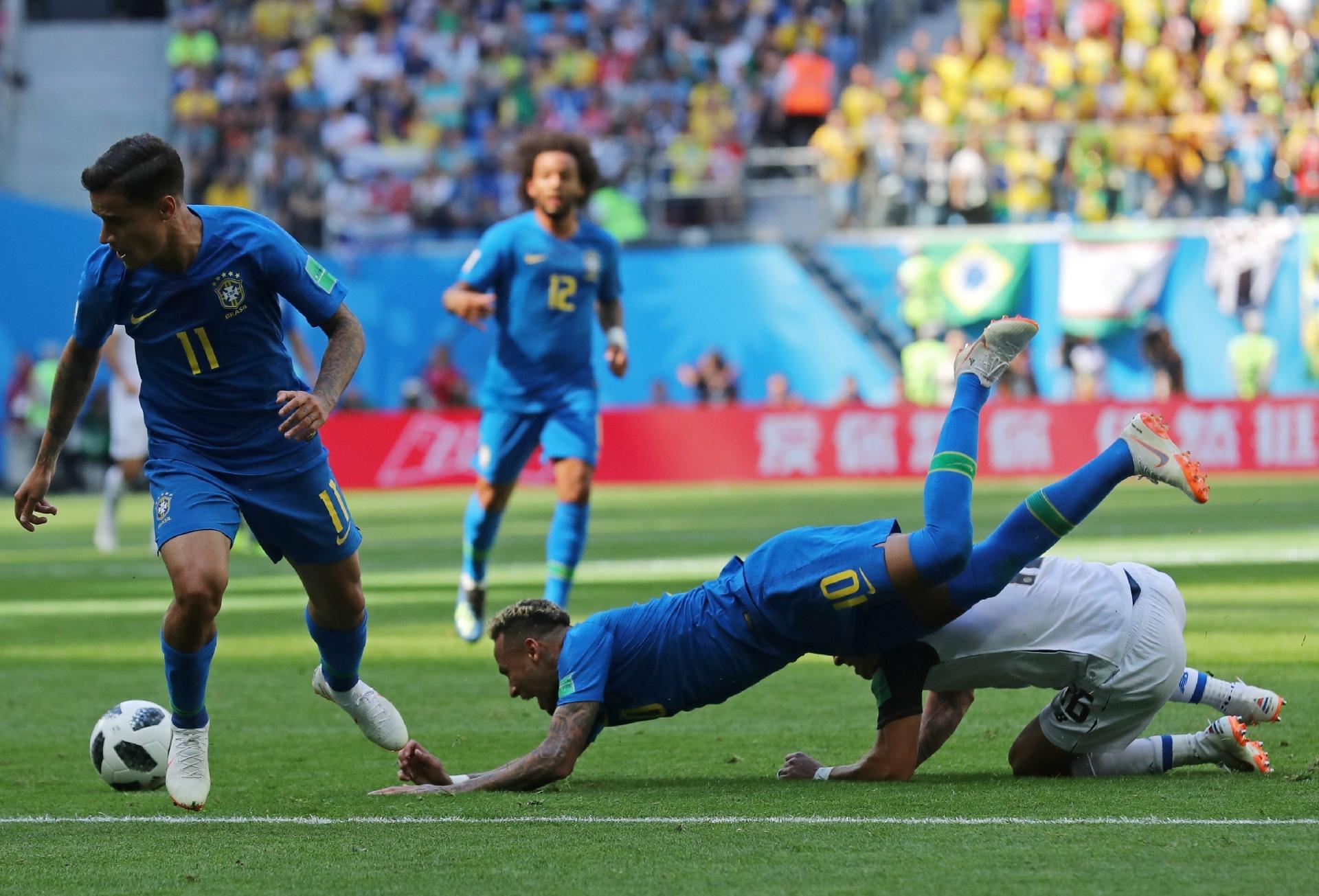 Neymar, Brasil, Costa Rica, Copa do Mundo, Rússia 2018, Philippe Coutinho, Levanta Neymar