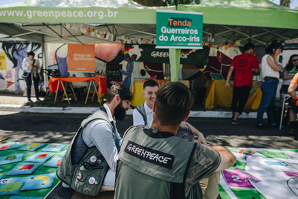 Greenpeace, ativistas, ativistas de colete, ativistas do Greenpeace, São Paulo, Papo de Galo