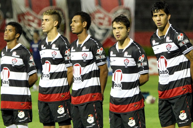 futebol e política, Meu sangue é rubro-negro, doação de sangue, Vitória, marketing esportivo, Barradão, 